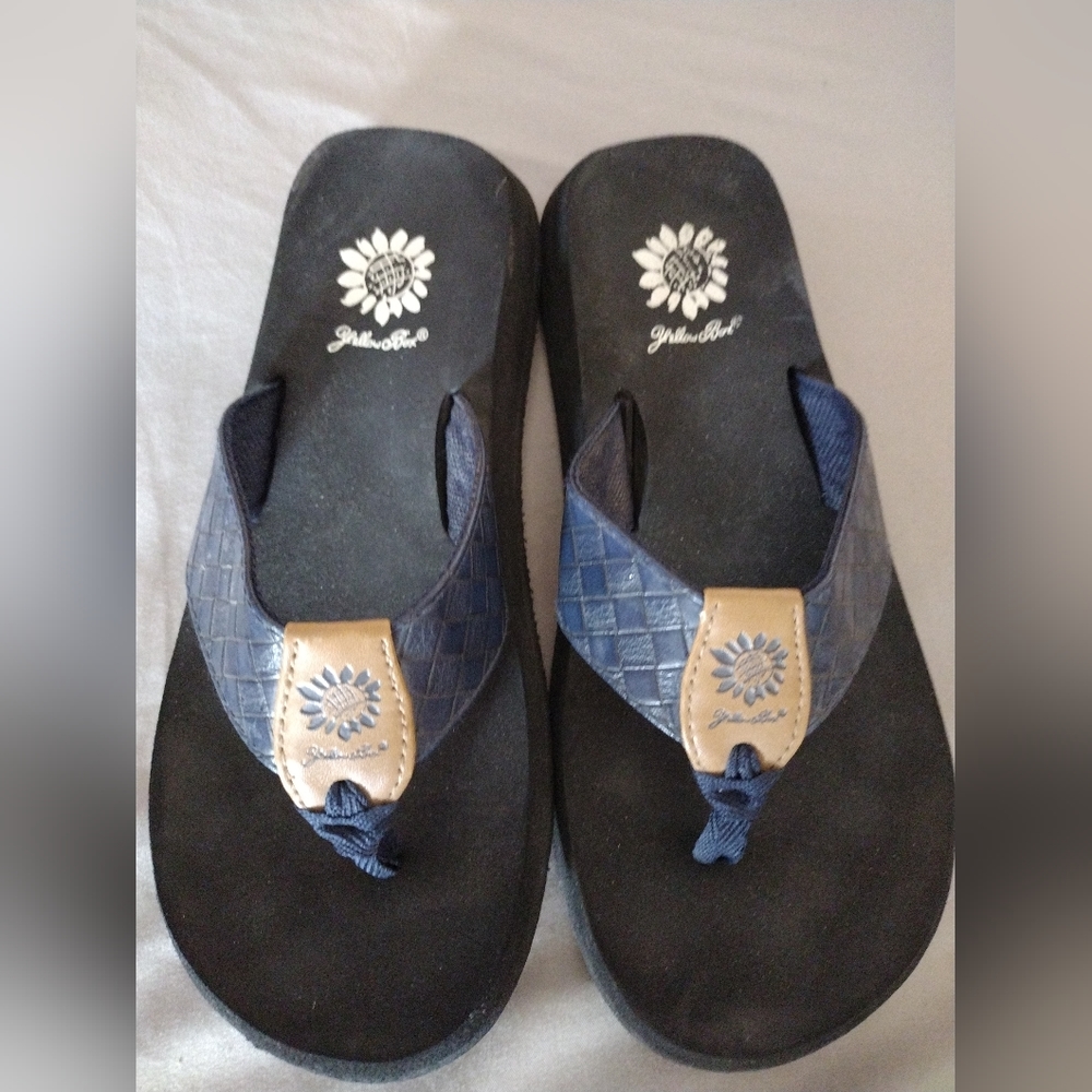 Yellow Box Flinge Flip Flop, Navy Blue, 7-7 1/2